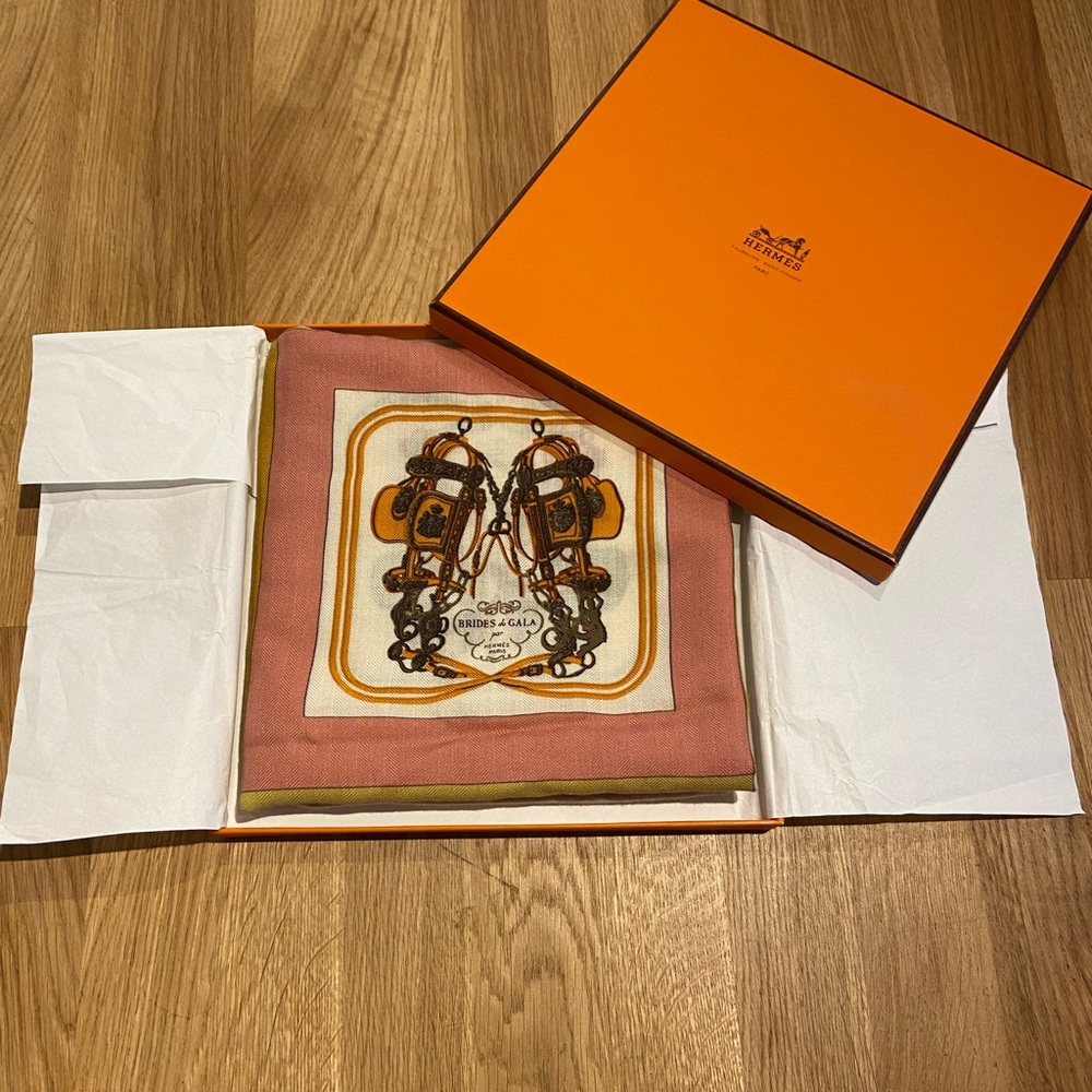Hermès Vintage 35”x35” cashmere and silk “Brides de Gala” scarf